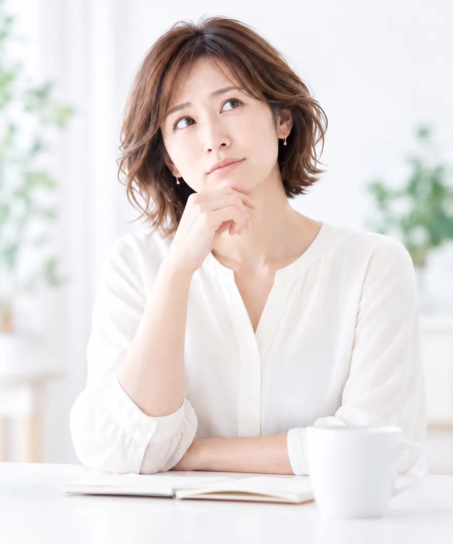 仕事と子どもとの時間の間で考えるママ